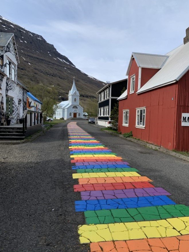 Sjö nýir staðbundnir leiðarvísar fyrir ferðafólk
